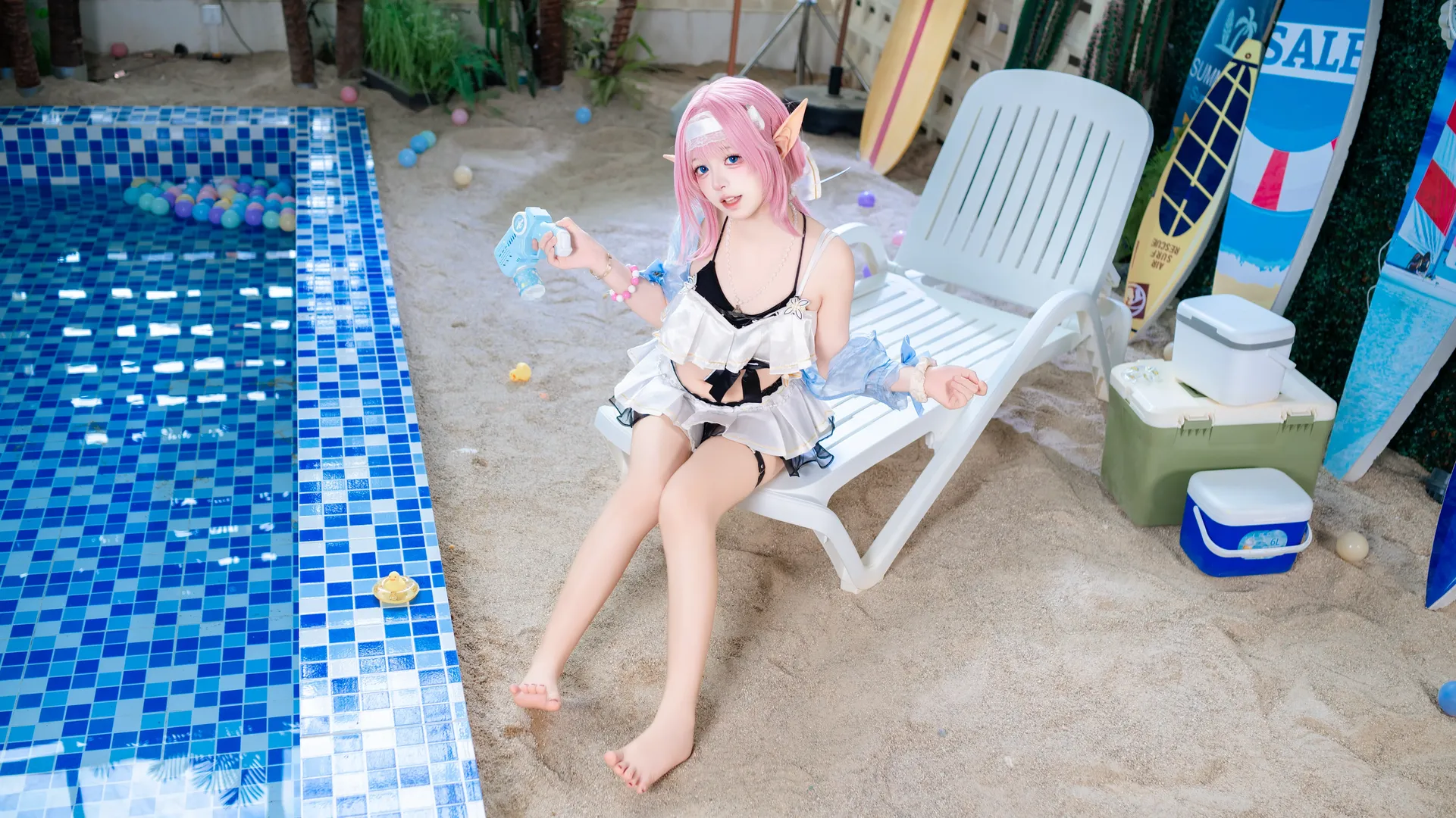 爱莉希雅cos, 二次元cosplay, 夏日泳装, 泳池拍照, 玩水季节 - 第7张