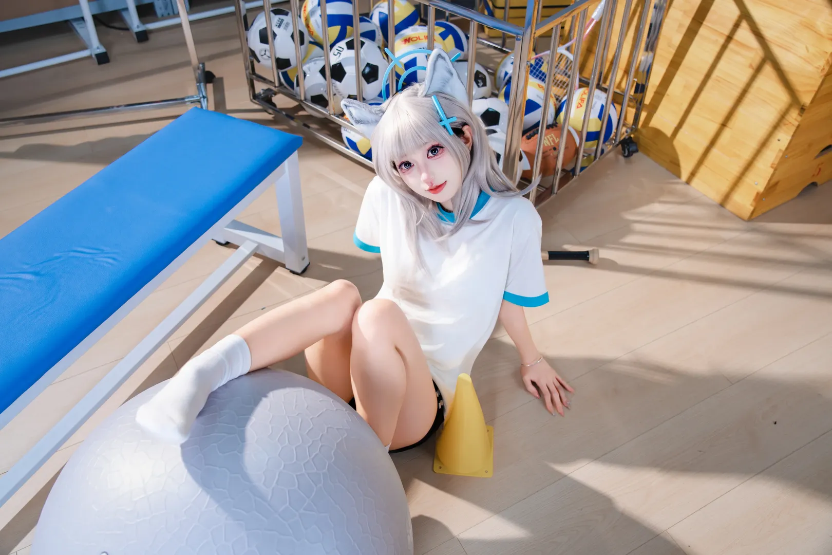 二次元少女, 蔚蓝档案, cosplay日常, 白子cos, 体育器材室写真