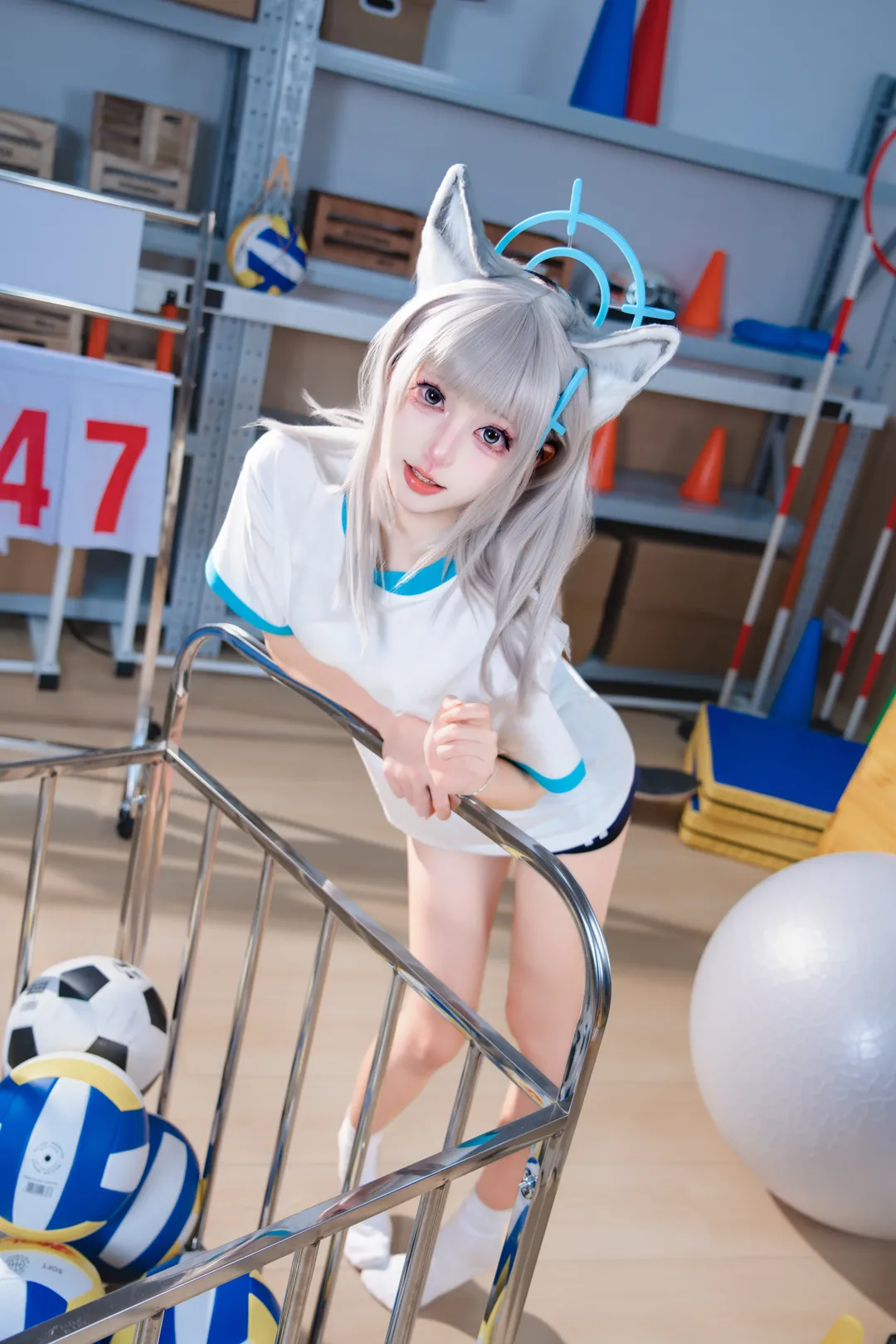 二次元少女, 蔚蓝档案, cosplay日常, 白子cos, 体育器材室写真 - 第7张
