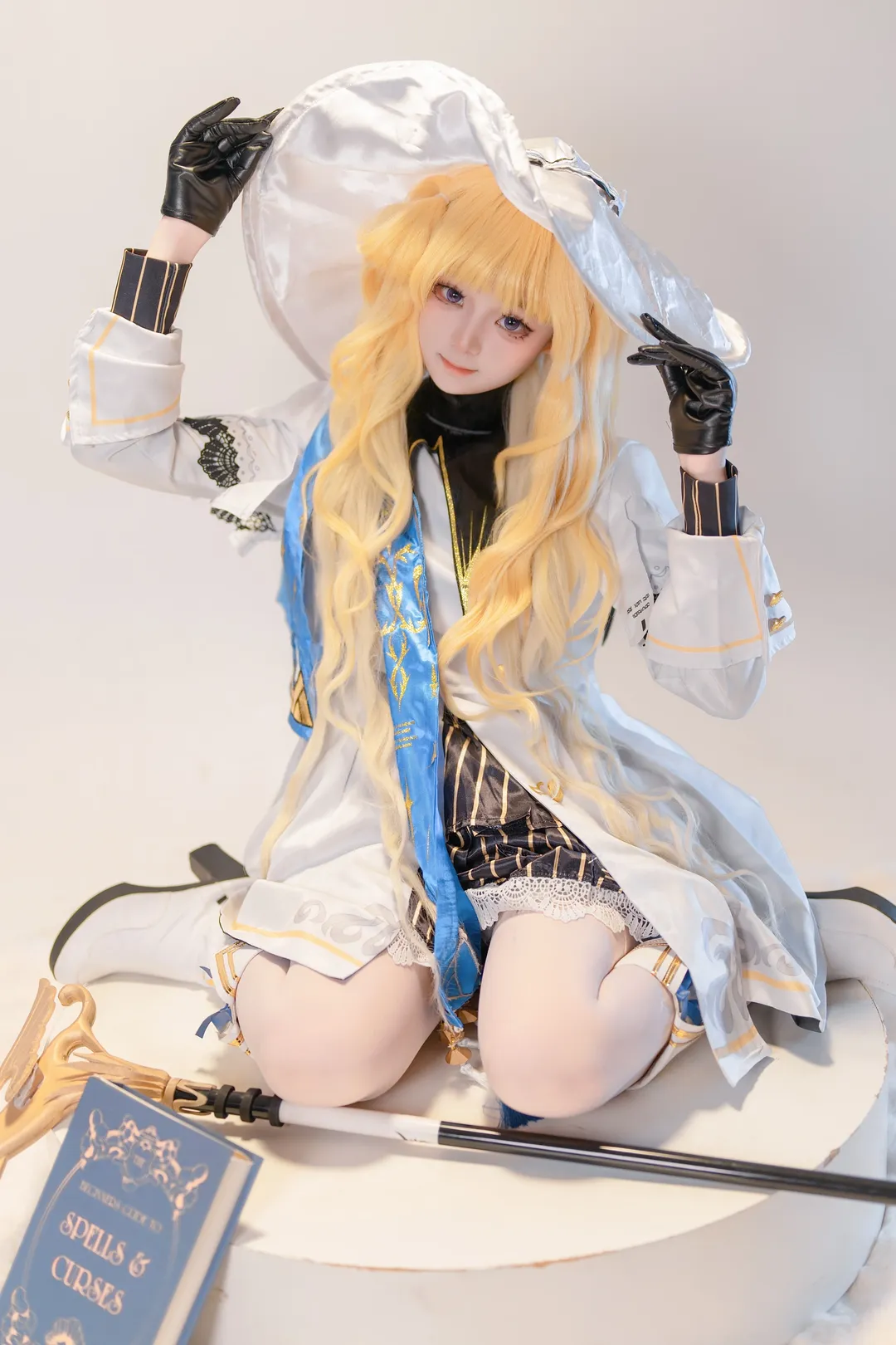 フィービー コスプレ, 鳴潮, 魔法少女, コスプレ撮影, 白タイツの萌えっ娘 - 2枚目