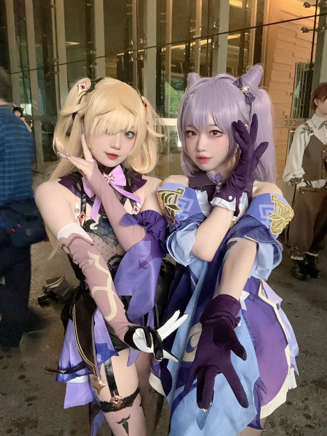 原神, アニメイベント, 刻晴コスプレ, 黒ストッキング, フィッシュル コスプレ - 1枚目
