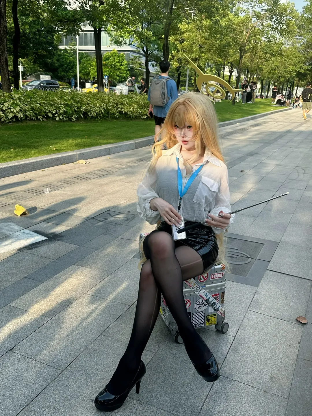 コスプレ, ブルーアーカイブ, 広州アニメ展, ニヤニヤ教授 コスプレ, 黒タイツ コーデ - 2枚目