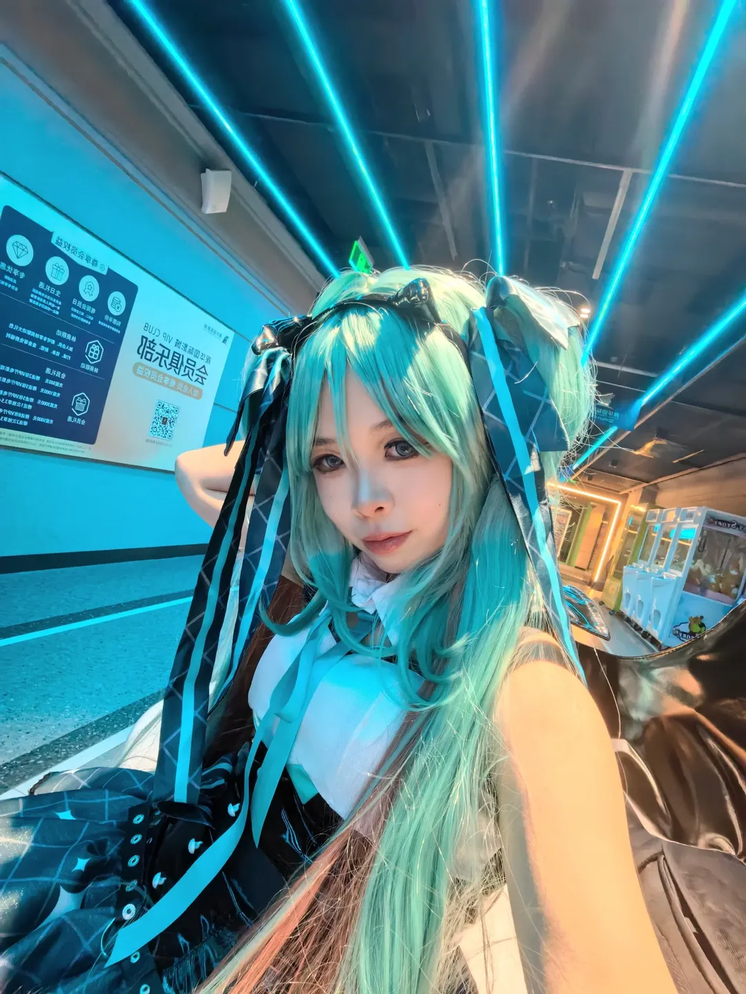 赛博朋克, 初音未来cos, 摄影花絮, 黑丝, 探店分享 - 第2张