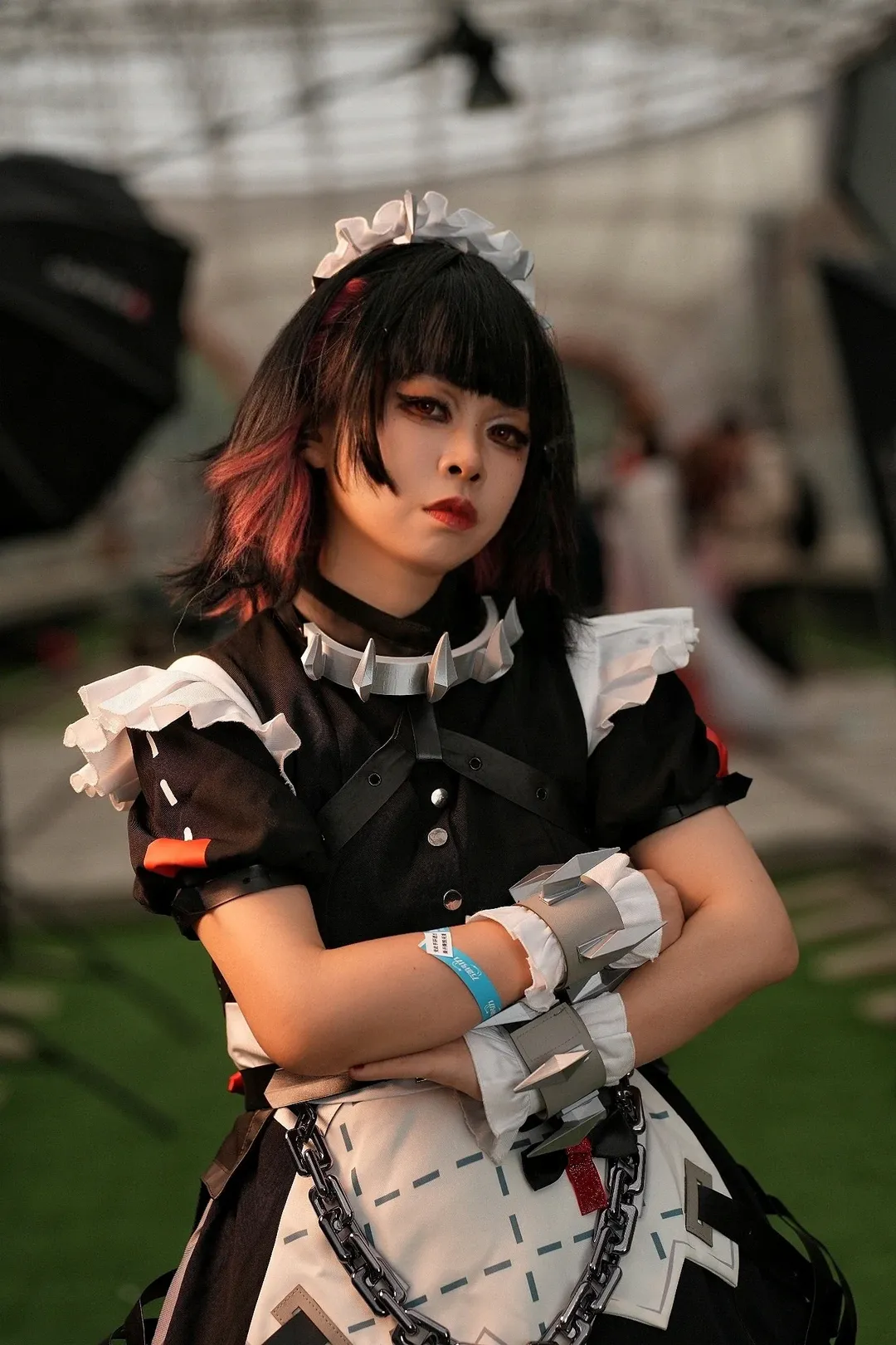 ゼンレスゾーンゼロ, エレン・ジョー コスプレ, サメちゃん, イベント撮影写真の受け取り, 黒ストッキング - 2枚目