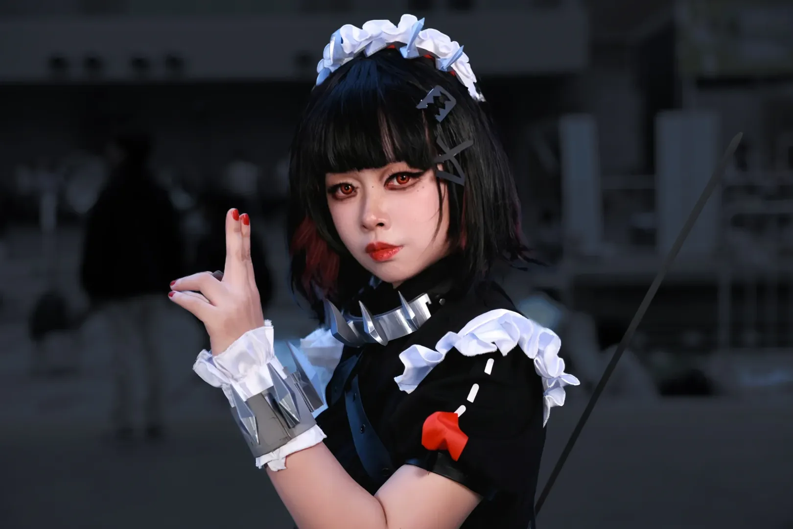 ゼンレスゾーンゼロ, イベント写真, 二次元コスプレ, サメちゃんコスプレ, 黒ストッキングメイドコスプレ - 4枚目
