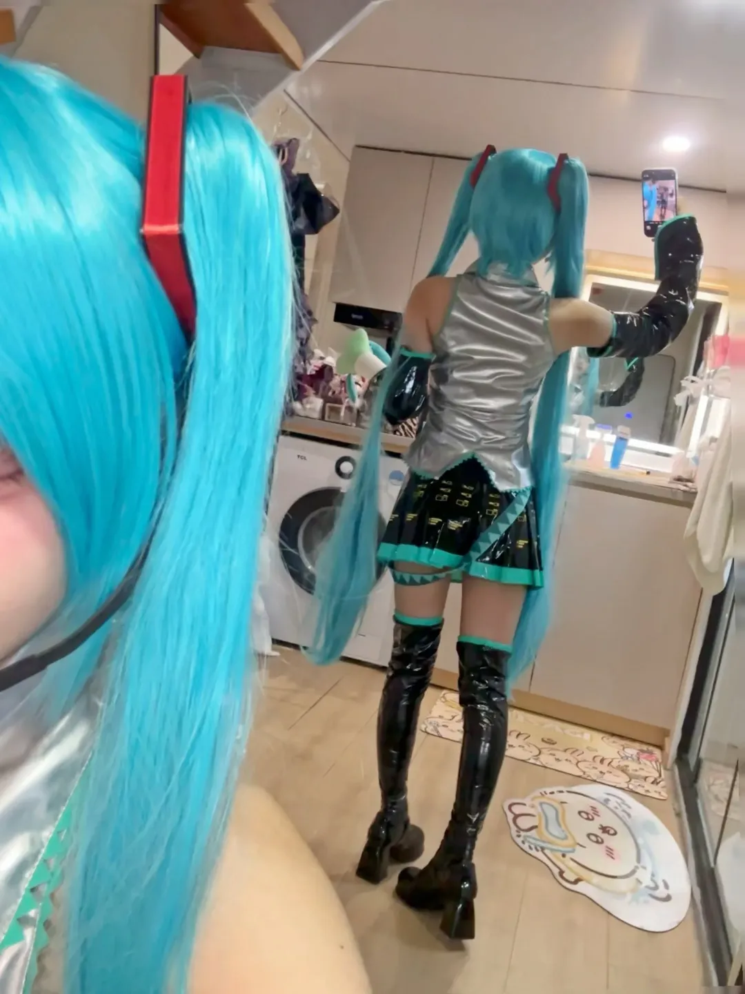 初音未来cos, VOCALOID, C服测评, 漆皮涤纶, 漆皮过膝靴 - 第6张