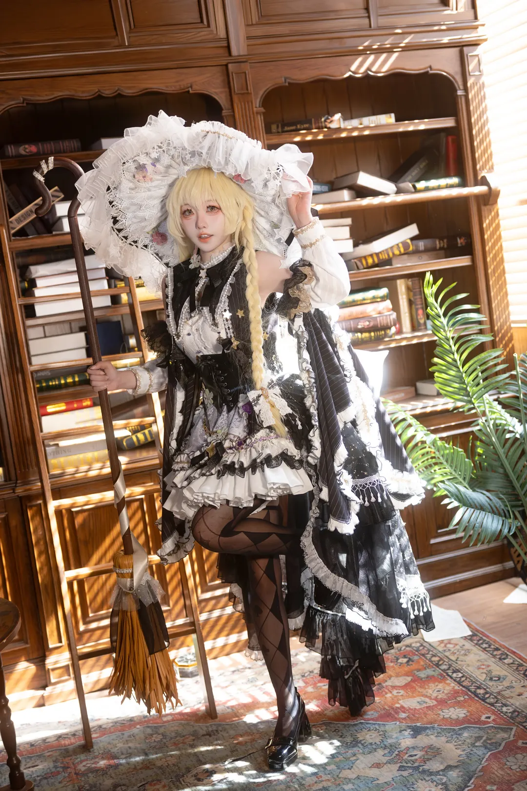 东方project, 魔理沙cos, 魔女二设, 黑白女巫风, 网纹丝袜