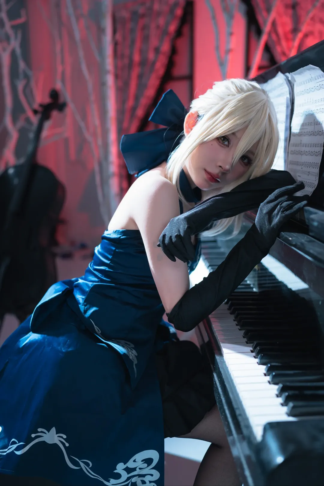 少女写真, Fate, 黑丝cos, Sabercos, 红底高跟鞋 - 第9张