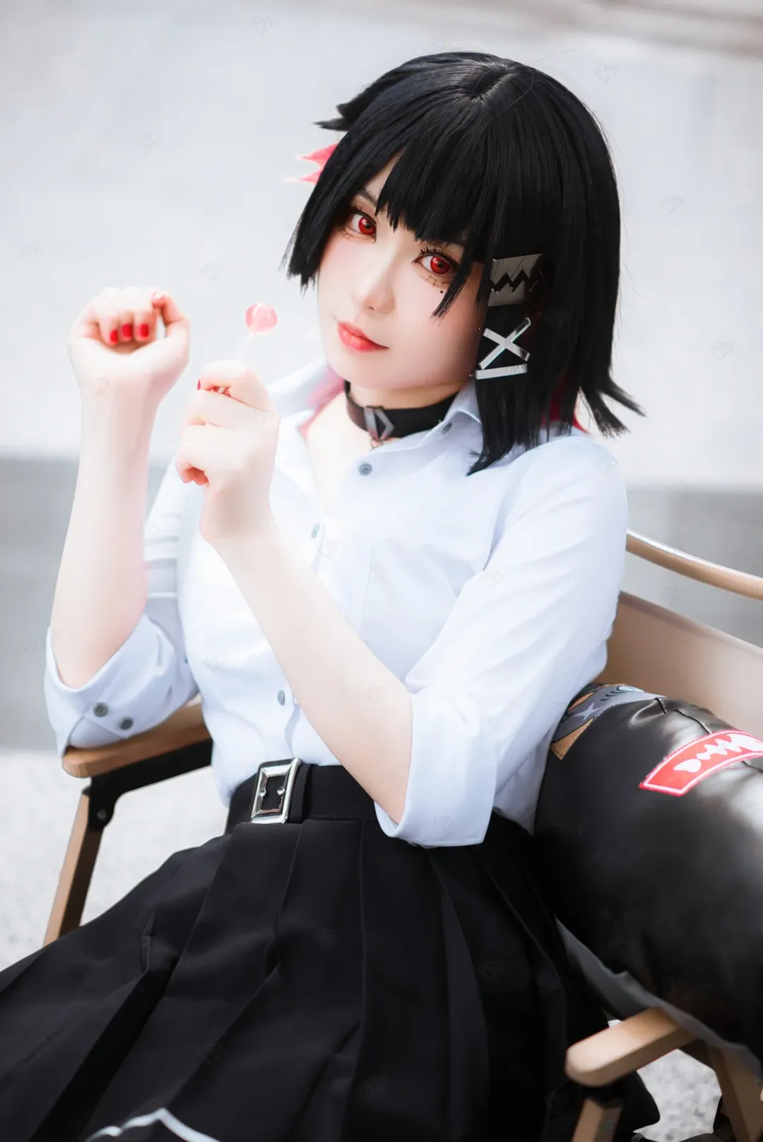 绝区零, 鲨鱼妹cos, 漫展外景, 黑丝cosplay, jk制服拍照 - 第1张