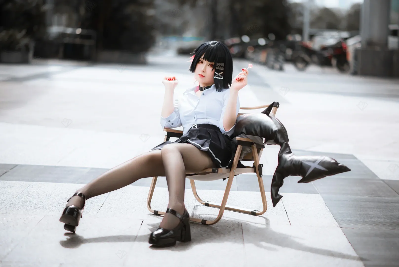 绝区零, 鲨鱼妹cos, 漫展外景, 黑丝cosplay, jk制服拍照 - 第4张