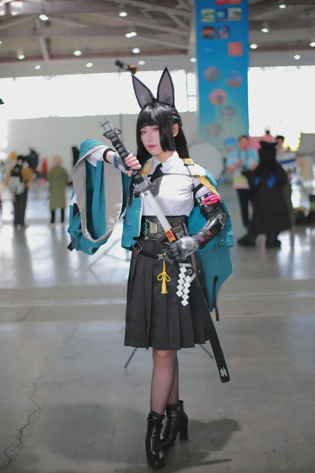 Zenless Zone Zero, Convention photos, Anime cosplay, Hoshimi Miyabi cosplay, Black tights outfit - Image 5