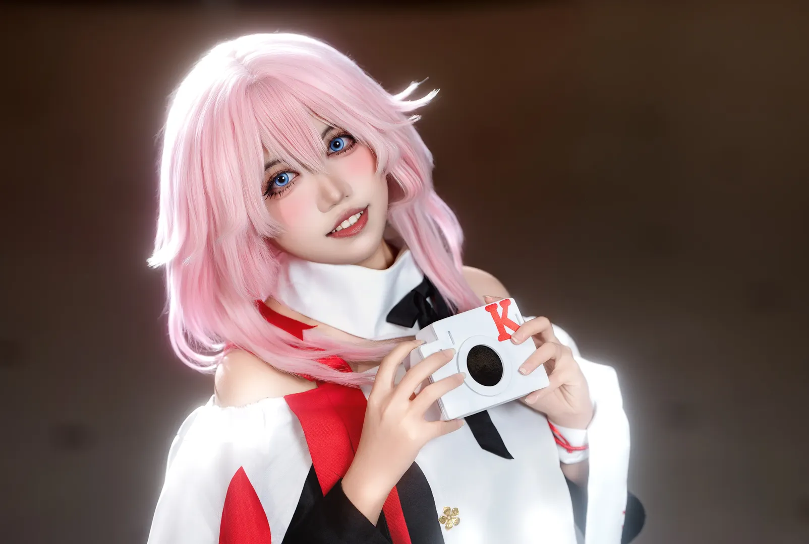 崩坏星穹铁道, 三月七cos, Cosplay日常分享, KFC联名cosplay, 粉色系cos摄影 - 第4张