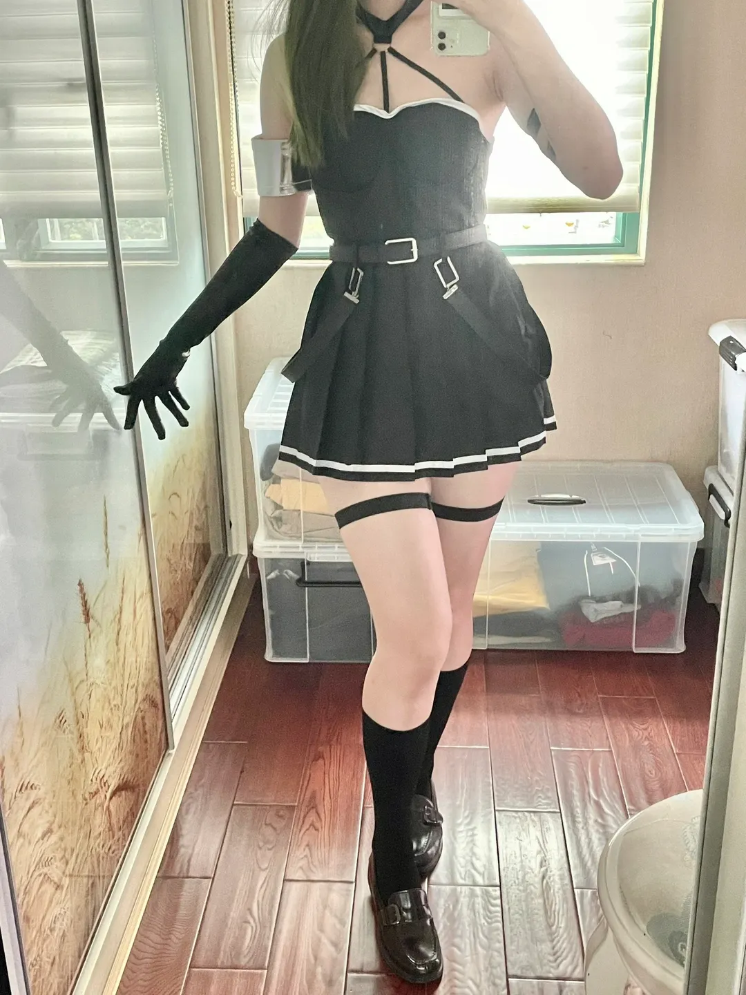 Frieren: Beyond Journey's End, Black tights outfit, Dark style cosplay, Ubel cosplay, Green hair, purple eyes