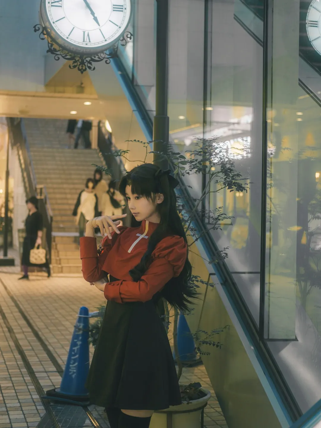 场照, 远坂凛cos, Fate/stay night, 黑丝, 动态姿势 - 第13张