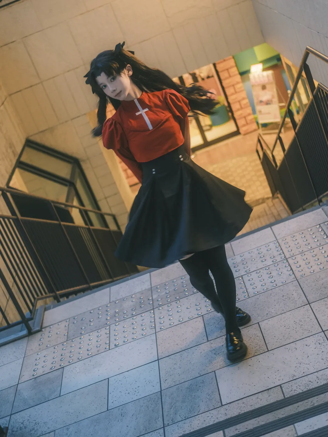 场照, 远坂凛cos, Fate/stay night, 黑丝, 动态姿势 - 第2张