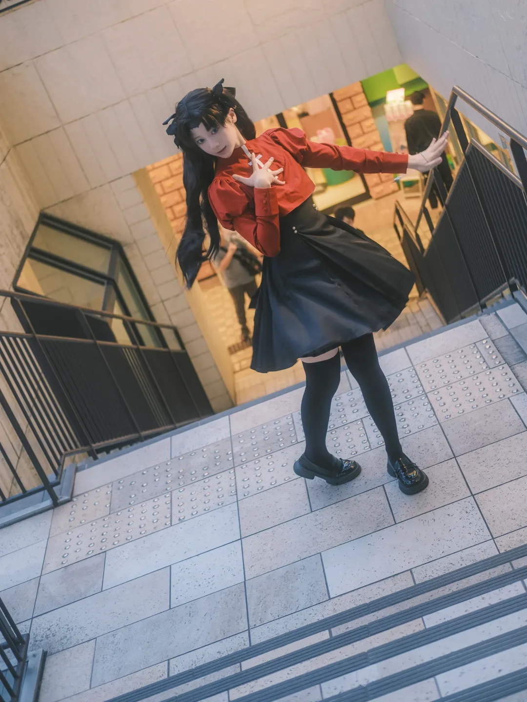 场照, 远坂凛cos, Fate/stay night, 黑丝, 动态姿势 - 第3张