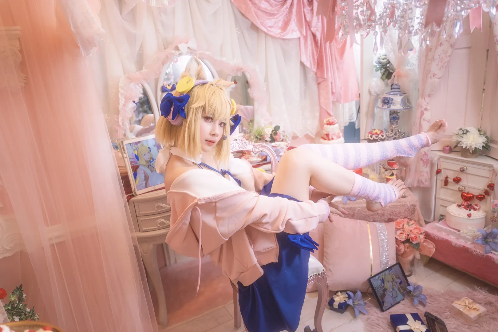 cosplay摄影, 爱尔奎特cos, 月姬, 粉白条纹丝袜, 粉色系布景 - 第11张