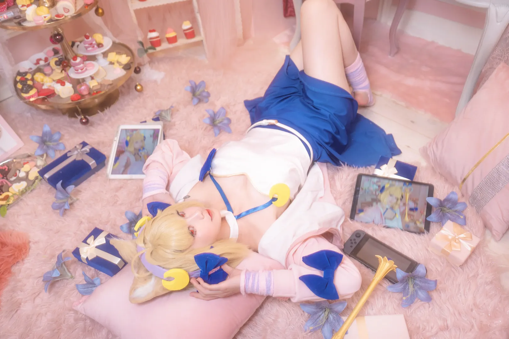 cosplay摄影, 爱尔奎特cos, 月姬, 粉白条纹丝袜, 粉色系布景 - 第7张