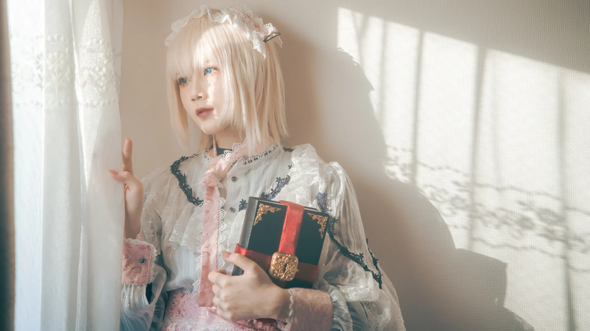 东方project, Cosplay摄影, 爱丽丝玛格特罗伊德cos, 雪景cos, 复古提灯 - 第2张