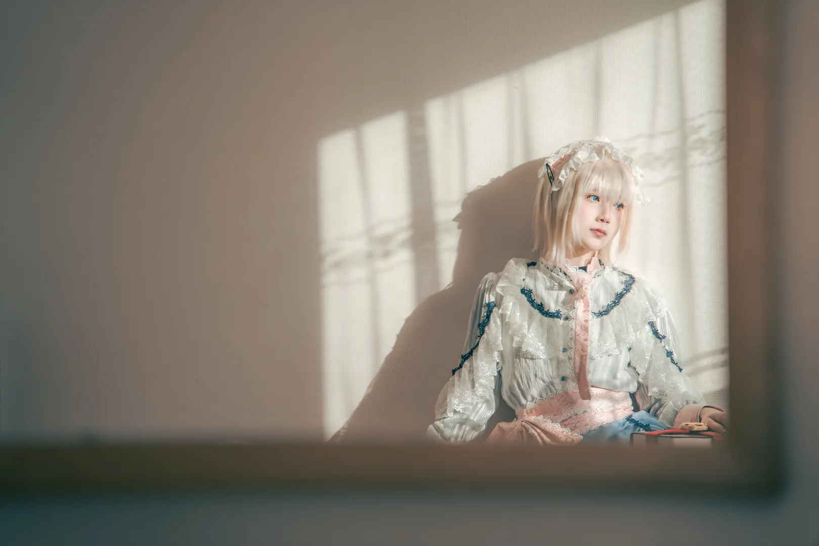 东方project, Cosplay摄影, 爱丽丝玛格特罗伊德cos, 雪景cos, 复古提灯 - 第4张