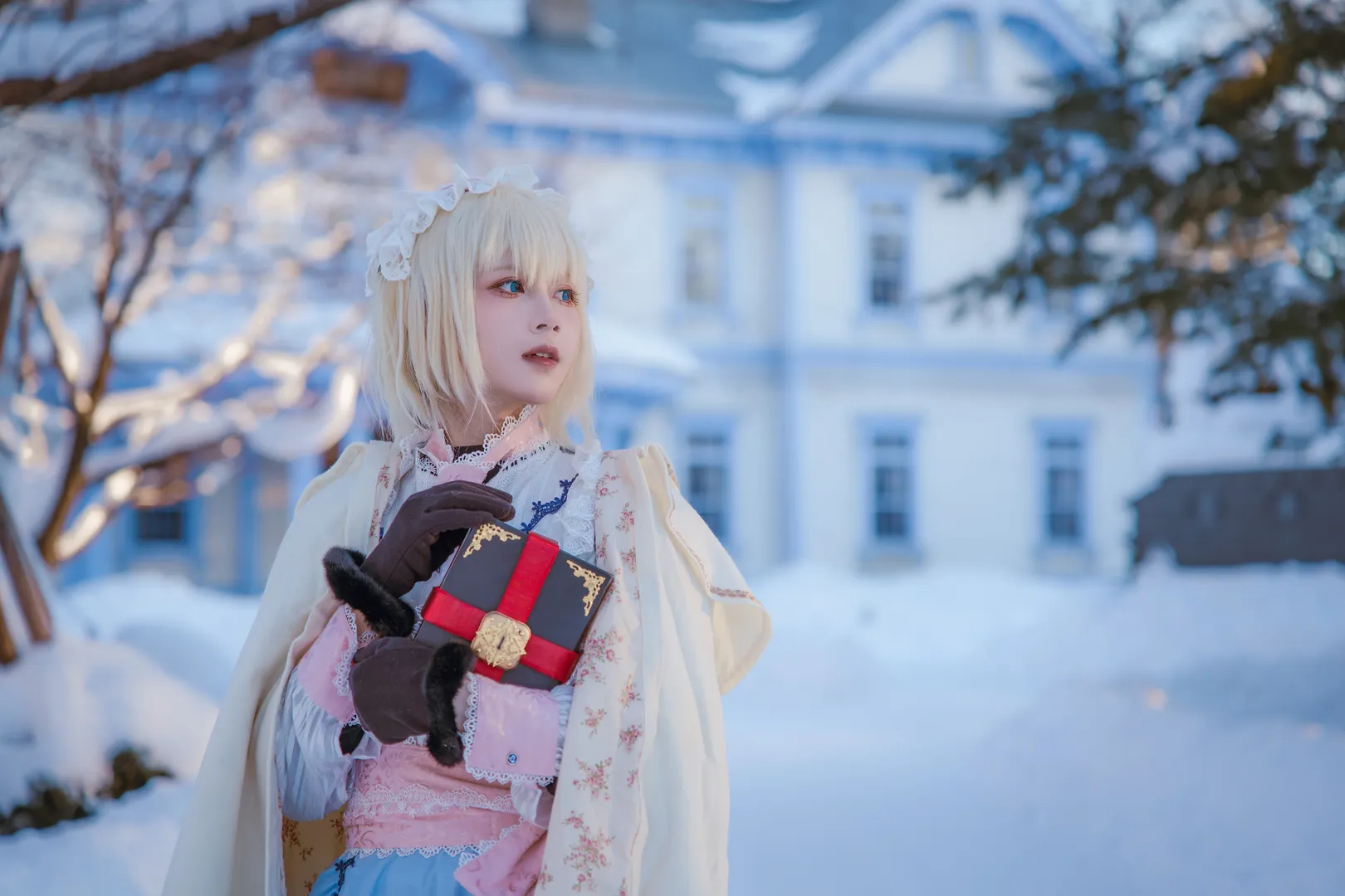 东方project, Cosplay摄影, 爱丽丝玛格特罗伊德cos, 雪景cos, 复古提灯 - 第6张