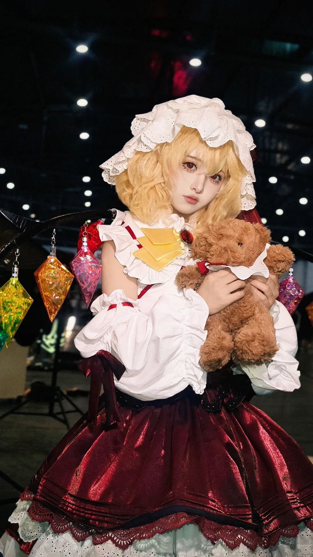 东方project, 漫展场照, 芙兰朵露cos, cosplay返图, 蕾丝袜 - 第7张