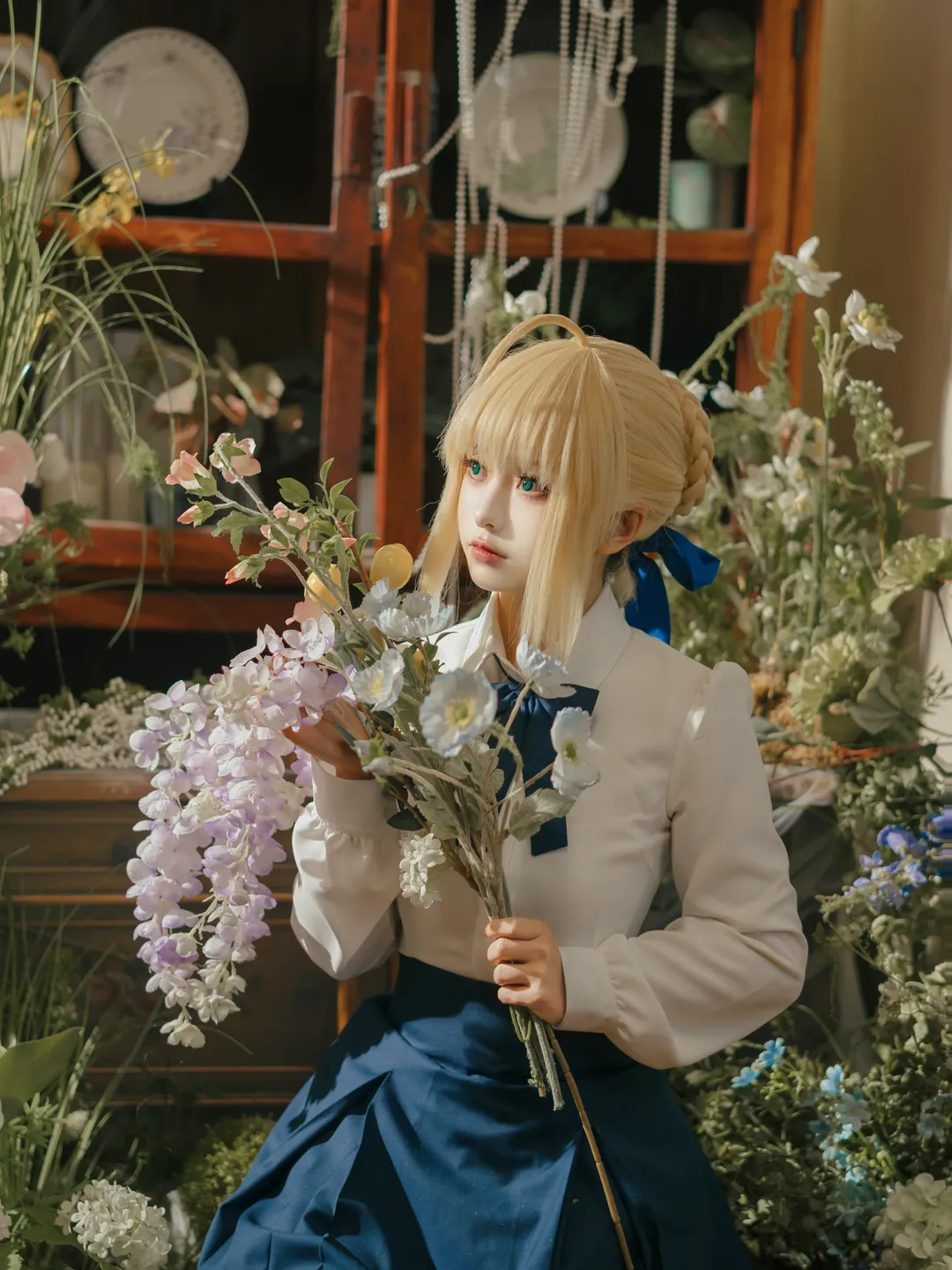 アルトリア コスプレ, Fateシリーズ, レトロフラワーハウスのポートレート, 洋装の少女, 藤の小道具