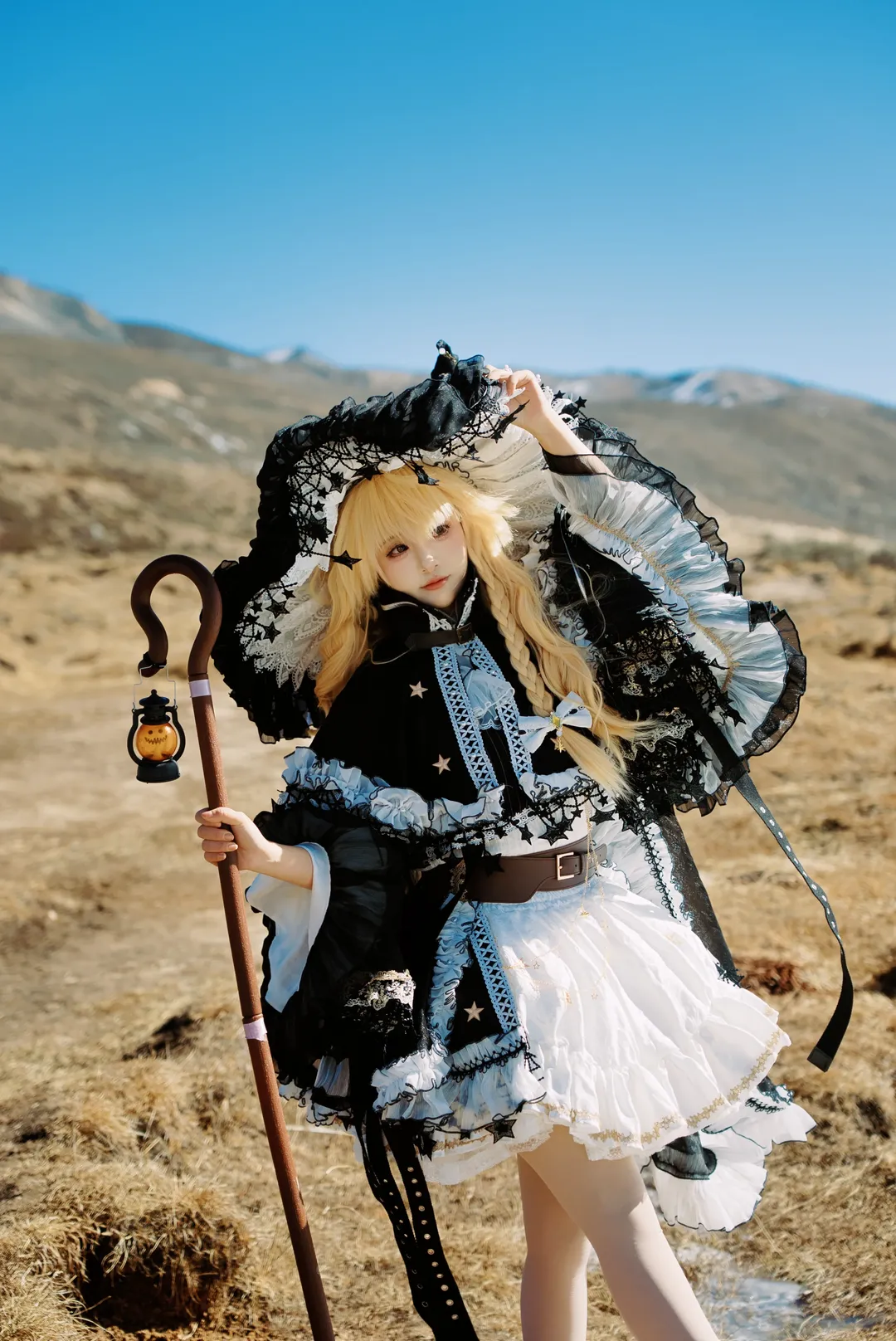 东方project, 雾雨魔理沙cos, 户外cosplay, 白色蕾丝袜, 川西雪原