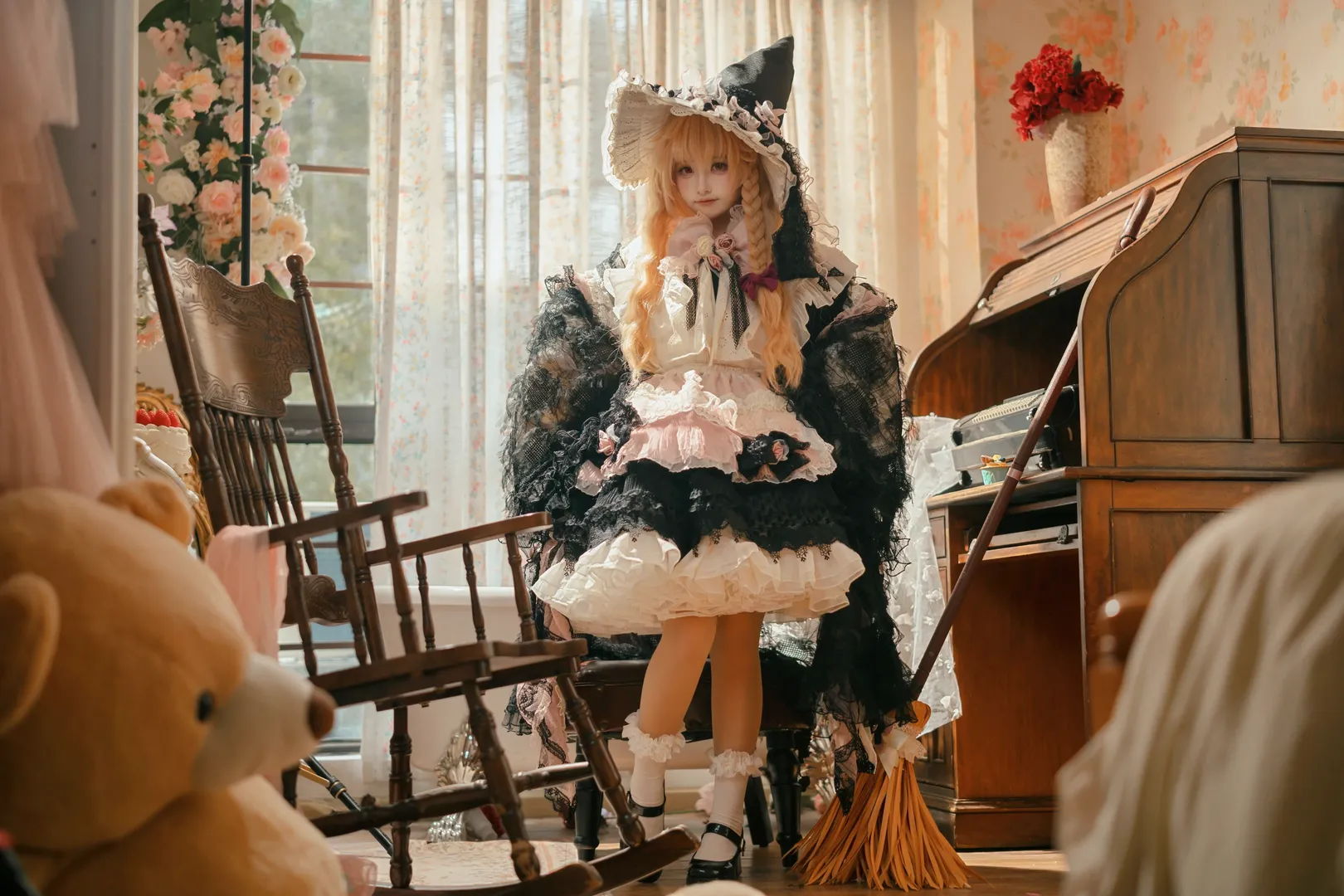 东方Project, 雾雨魔理沙cos, 复古摄影, 洛丽塔穿搭, 白丝少女 - 第2张