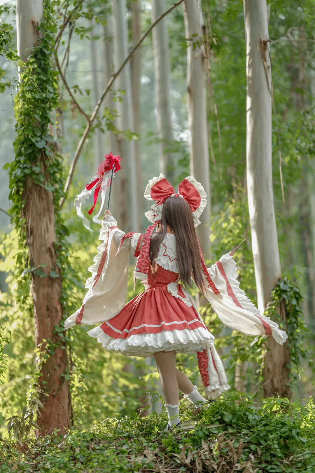 博丽灵梦cos, 东方project, 二次元cosplay, 巫女服, 森林写真 - 第3张