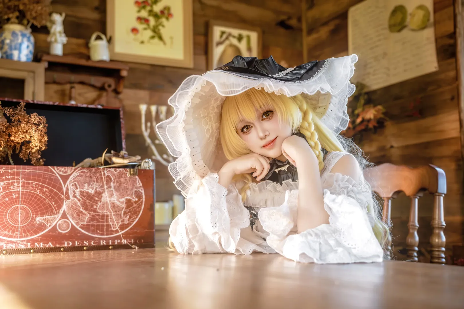 东方Project, 雾雨魔理沙cos, 魔女装, 复古木屋风, 蕾丝白袜 - 第2张