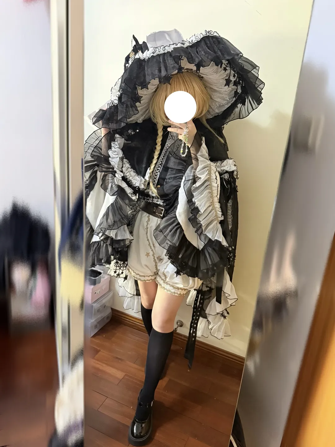 魔理沙cos, 东方Project, 二次元出街, 黑色过膝袜, 哥特洛丽塔装扮