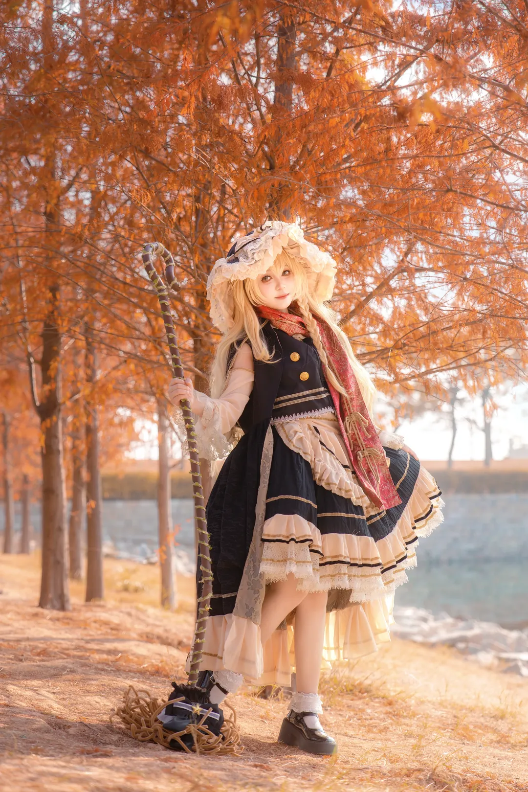 东方project, 魔理沙cos, cosplay摄影, 秋日外景, 落叶氛围感