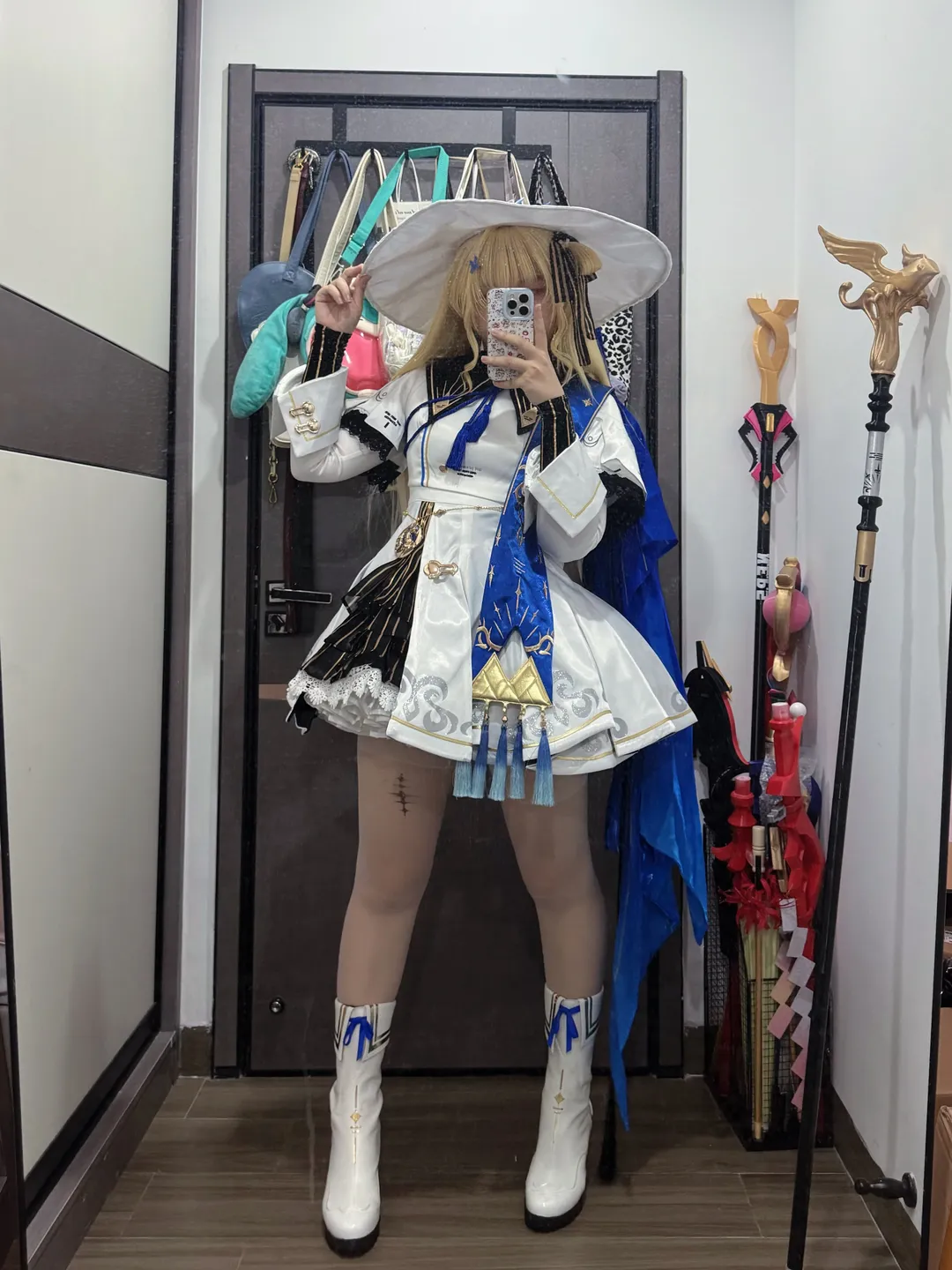 菲比cos, 鳴潮, cosplay日常, 白絲穿搭, 二次元試衣