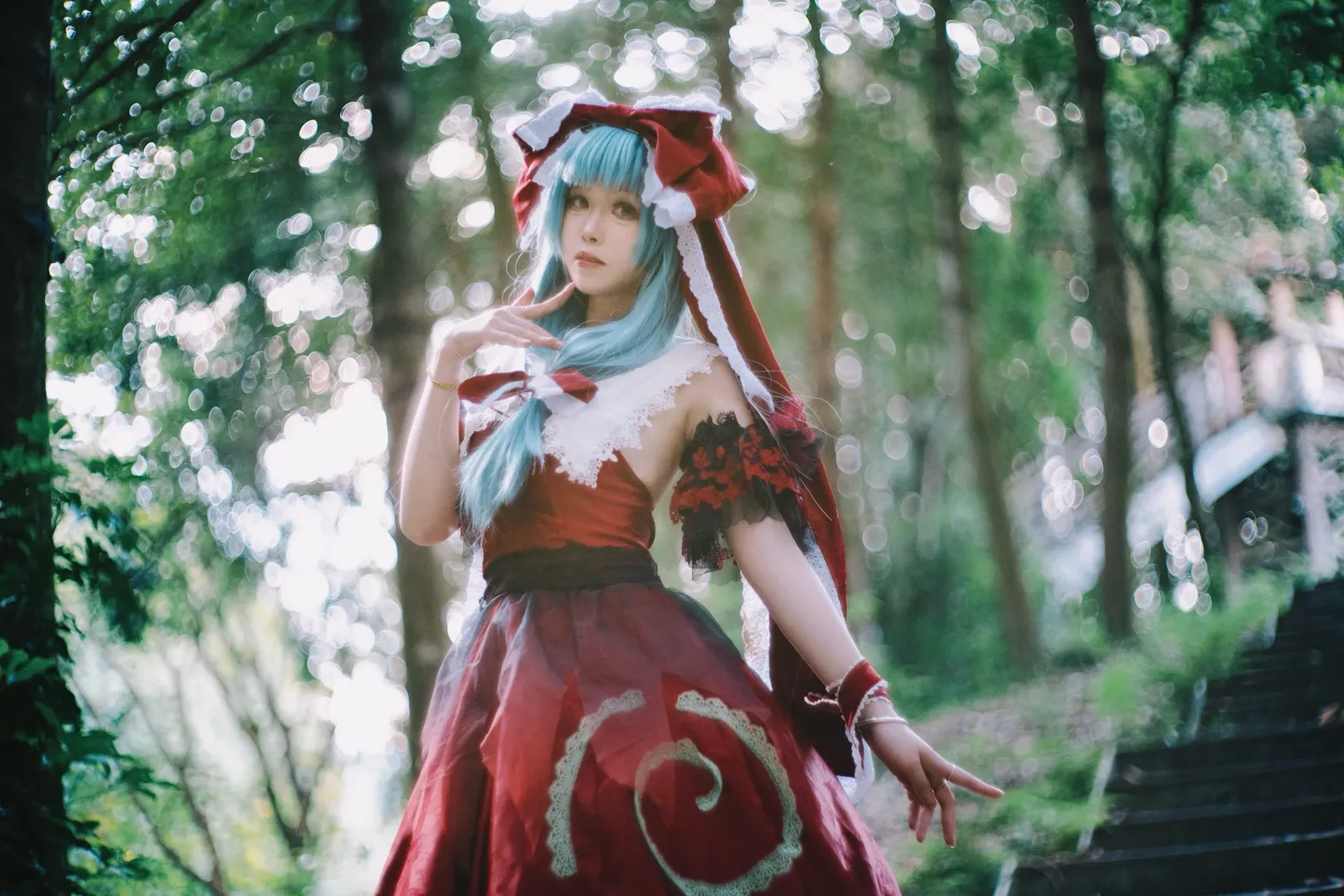 cosplay, 东方Project, 键山雏cos, 红裙造型, 户外溪流摄影 - 第6张