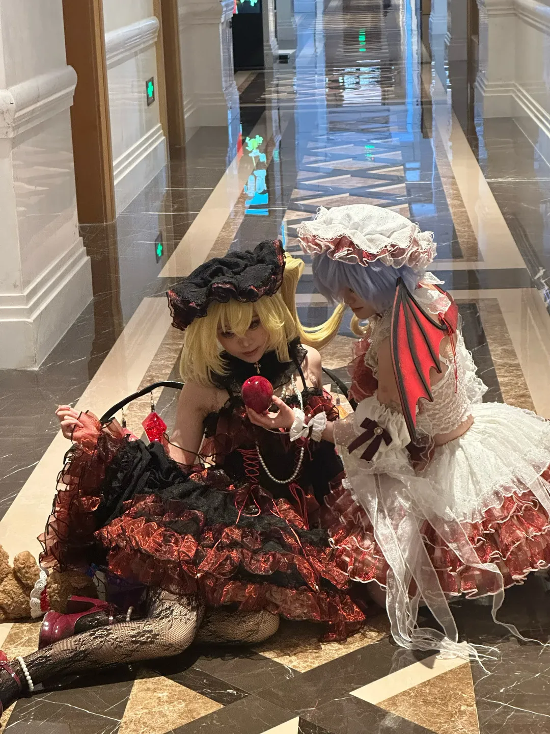 东方project, 哥特萝莉, 蕾丝袜, 背德组cos, 恶魔翅膀 - 第2张