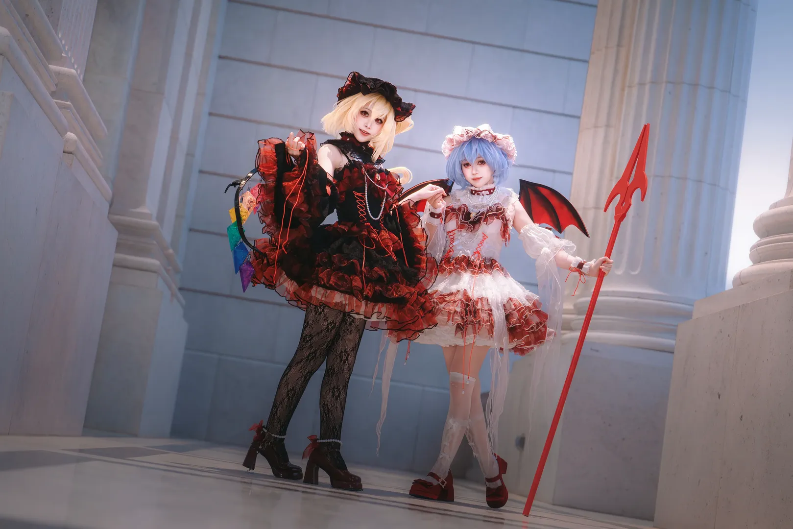 Touhou Project, Remilia Scarlet cosplay, Lolita fashion, Flandre Scarlet cosplay, White and black stockings