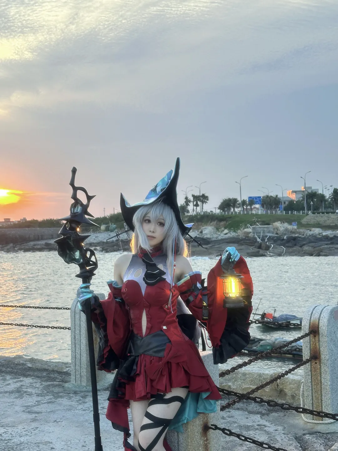 アークナイツ, 海辺のロケ, 濁心スカジ コスプレ, 相変臨界, ガータータイツ - 1枚目