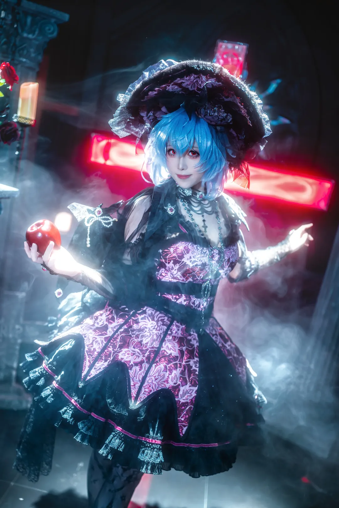 東方Project, レミリアコスプレ, ゴシック・ロリータ, 吸血鬼コスプレ, ダークスタイル写真 - 4枚目