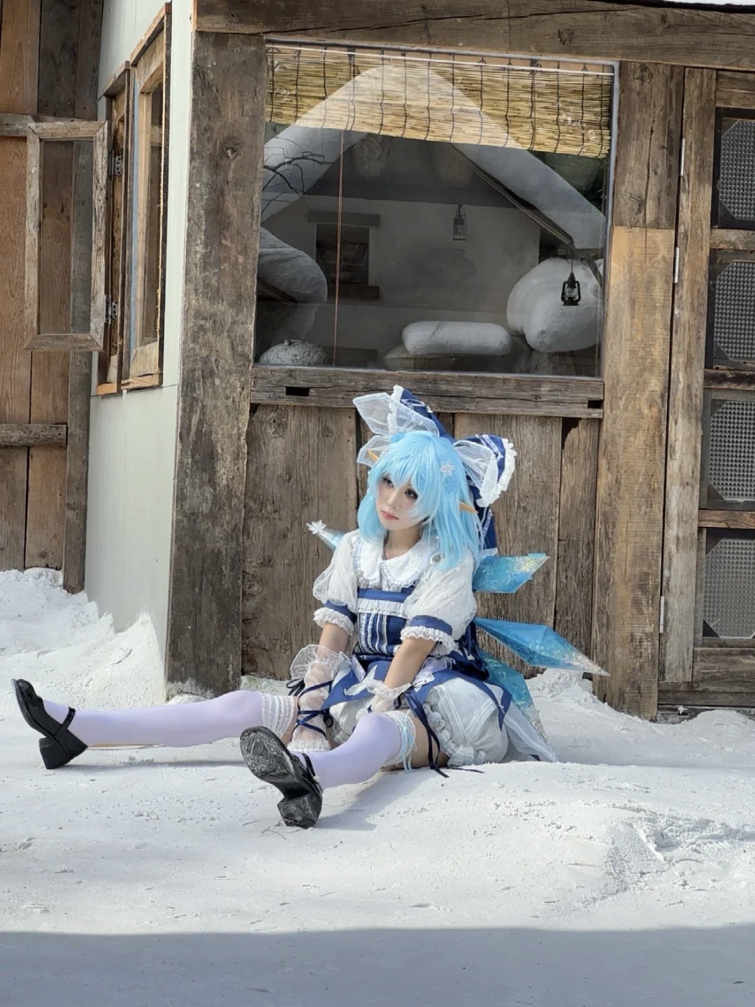 东方project, 琪露诺cos, 雪景cos, 白丝过膝袜, 二次元少女cos