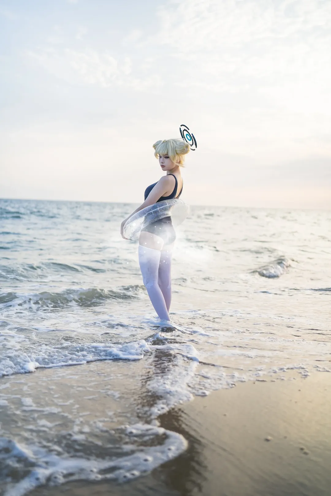 Blue Archive, Seaside cosplay, Cosplay photography, Asuma Toki cosplay, White tights cosplay