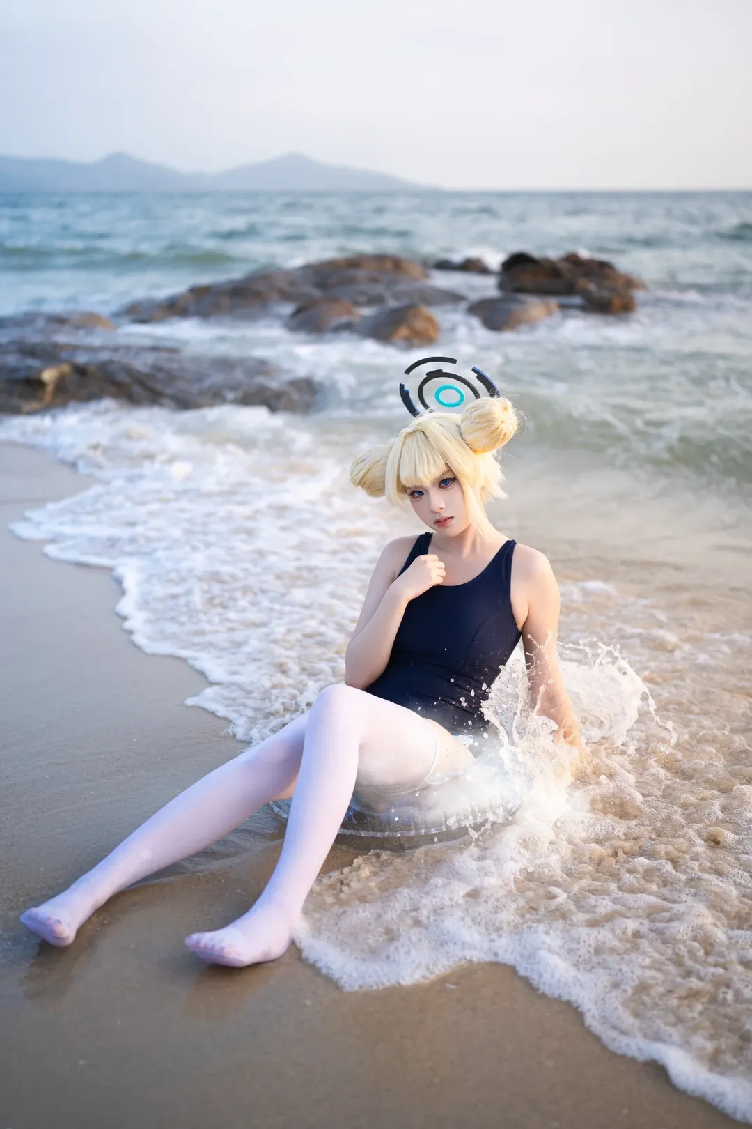 蔚蓝档案, 海边cosplay, cosplay摄影, 飞鸟马时cos, 白丝cos - 第3张