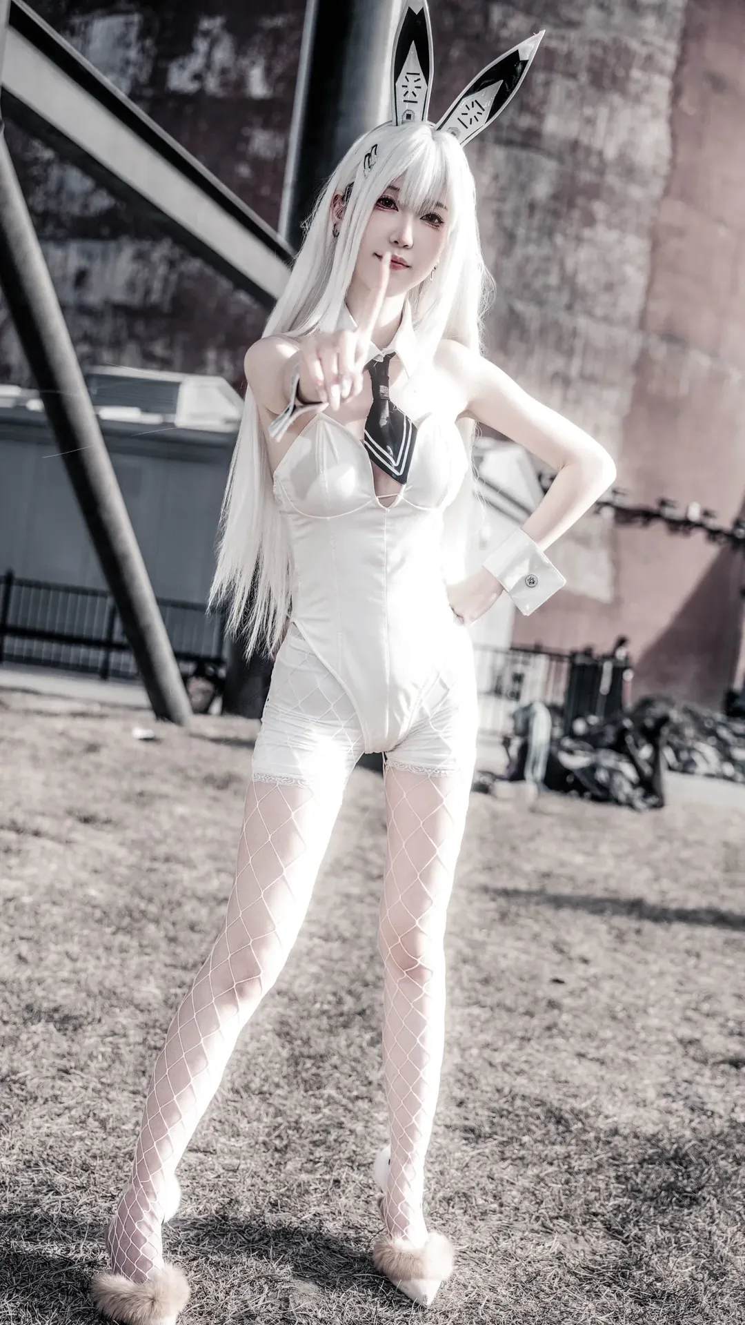 二次元cosplay, 兔女郎cos, 白色渔网袜, 胜利女神NIKKE cos, 首钢园漫展