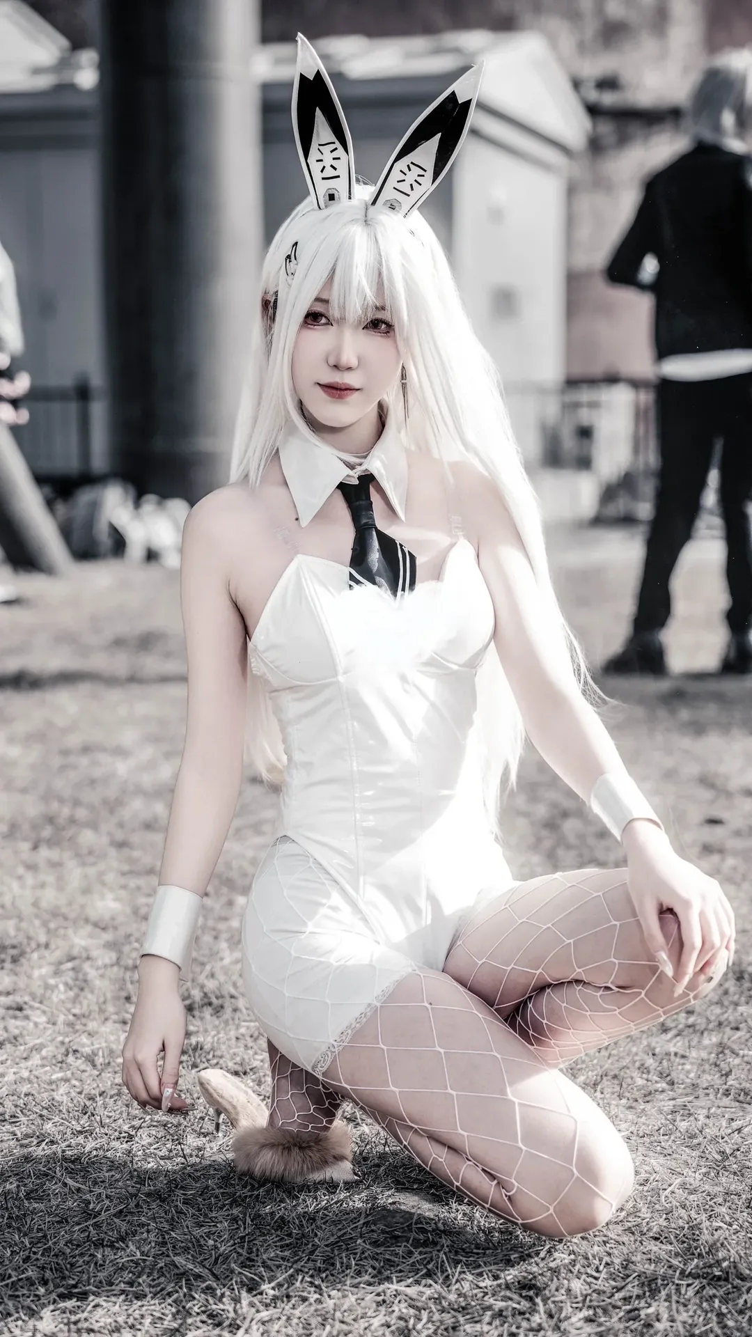 Anime cosplay, Bunny girl cosplay, White fishnet stockings, Goddess of Victory: Nikke cosplay, Shougang Park anime convention - Image 2