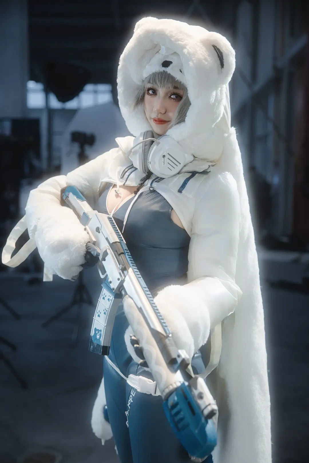 cosplay, 漫展场照, 胜利女神, 紧身衣, 白熊毛绒 - 第3张