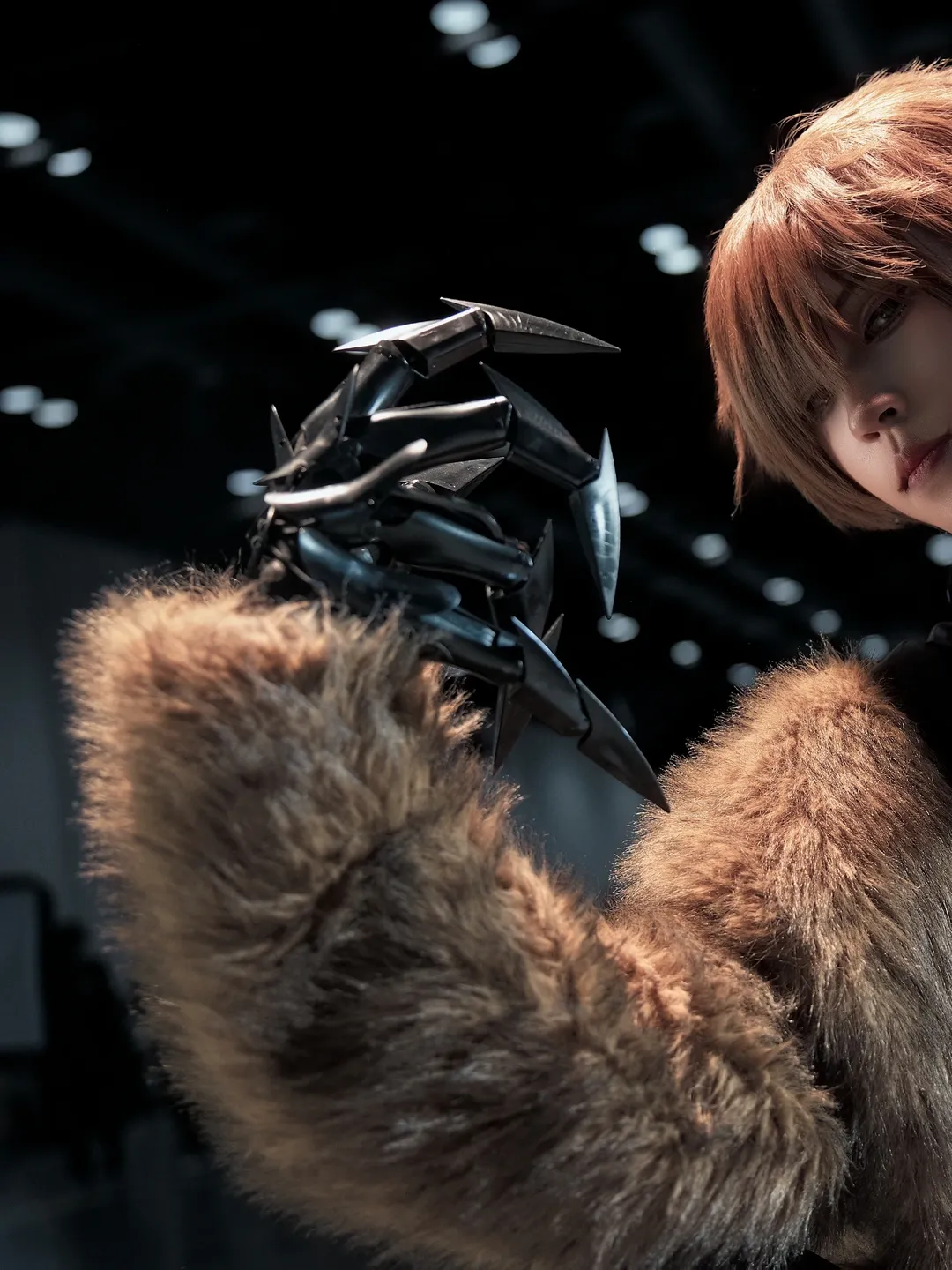 Convention photos, Anime cosplay, Mu Sicheng cosplay, I Became a God in a Horror Game, Mechanical claw prop