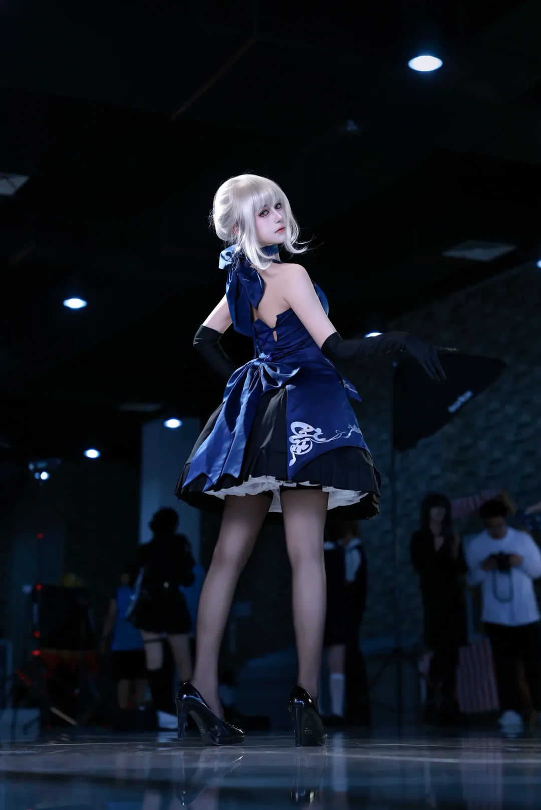 コスプレ, イベント写真, Fate/Grand Order, 黒ストッキング, 黒セイバーのコスプレ - 1枚目