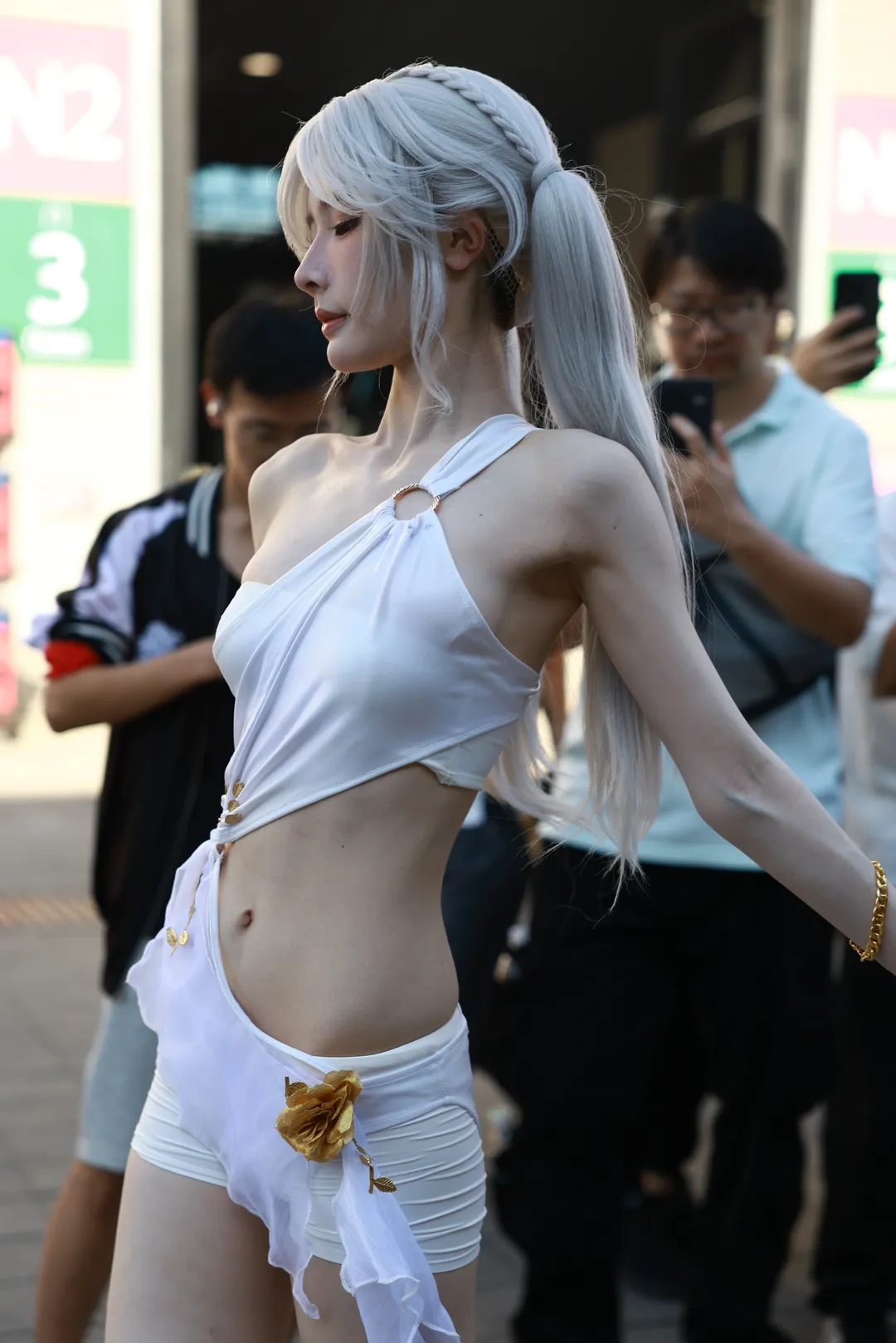 Anime convention cosplay, Anime convention daily life, Stocking outfit, 2026 ChinaJoy, Outdoor photography - Image 9