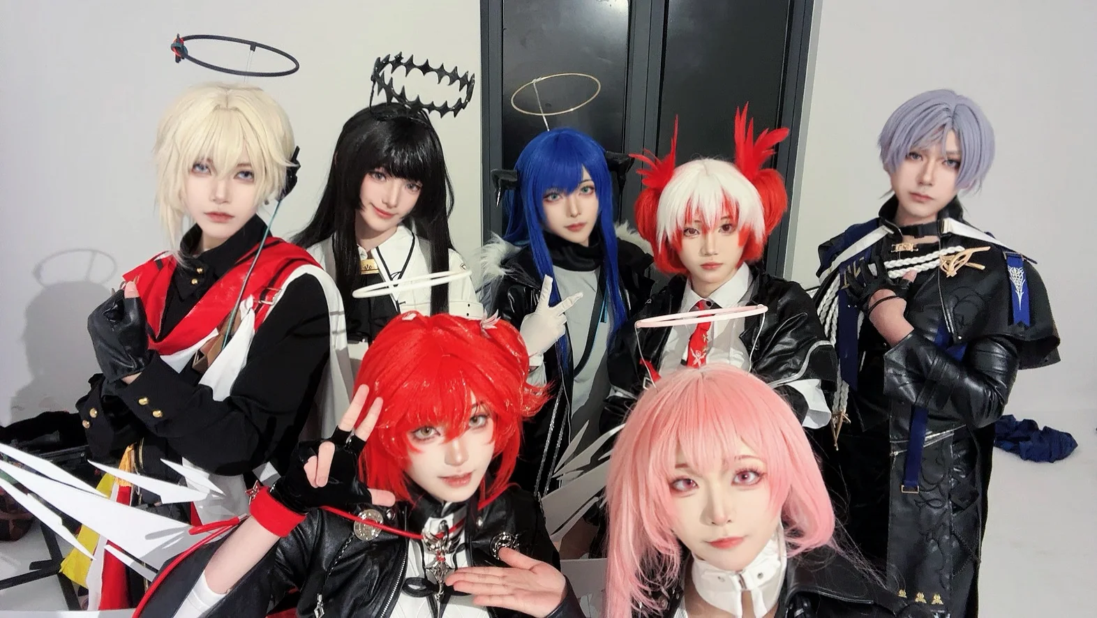 アークナイツ, ストッキング コスプレ, ヤセヌスの復讐譚, ラテラーノのサンクタ コスプレ, コスプレグループ撮影 - 8枚目
