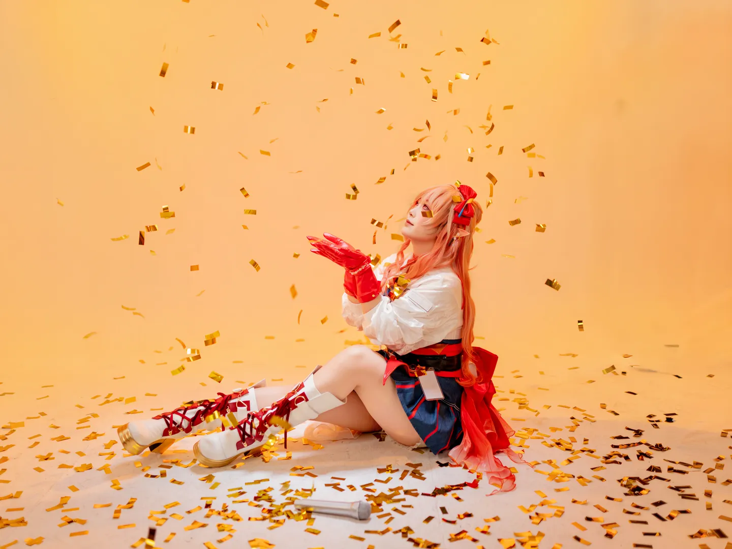 明日方舟, cosplay棚拍, 萌萌香cos, 遥cos, 金色彩纸氛围